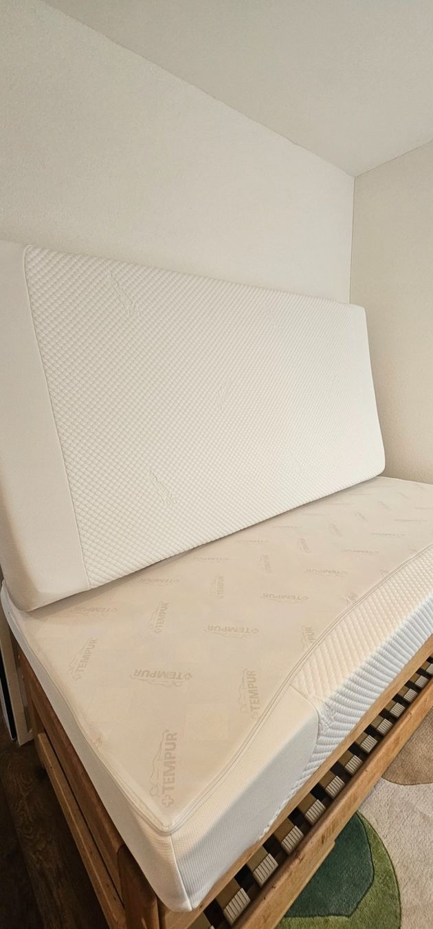 Tempur Matratzen: 2 TEMPUR MATRATZEN 100 cm x 200 cm – Gebraucht aus ZUG von  2
