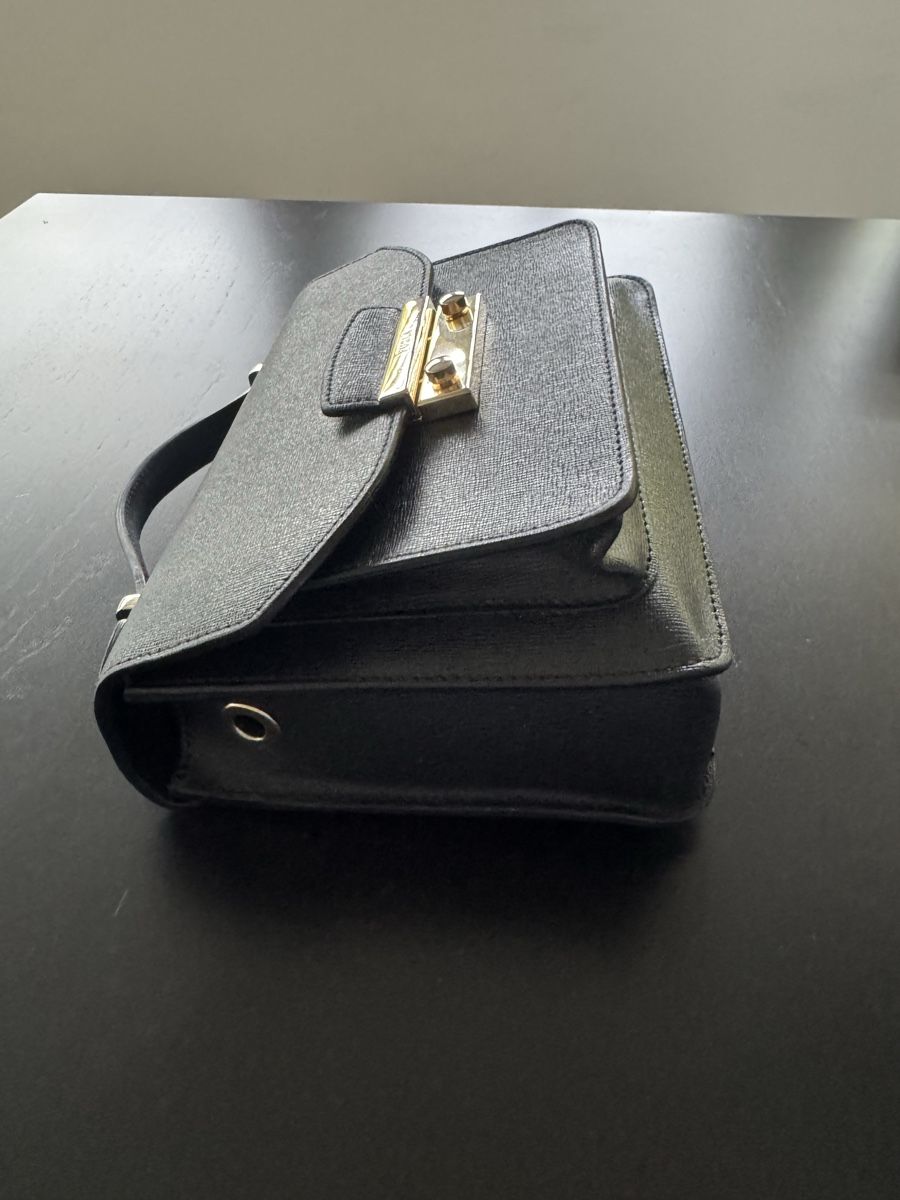 Furla Borse da donna: Furla Tasche Schwarz Top Zustand – Usato da Zürich venduto da Jen10 6