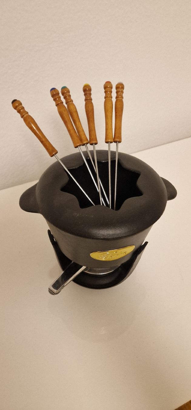 Appareils de cuisine: Fondue Set mit Brenner und Gabeln, Top! – D'occasion à Zürich par Abrar123 1