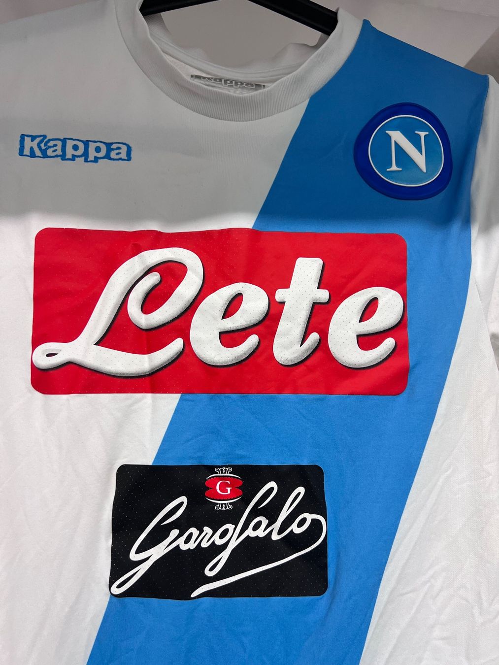 Kappa Canottiere & Pantaloni: Kappa Napoli Trikot 2016-2017 away – Usato da Cully venduto da DealerPrice 1