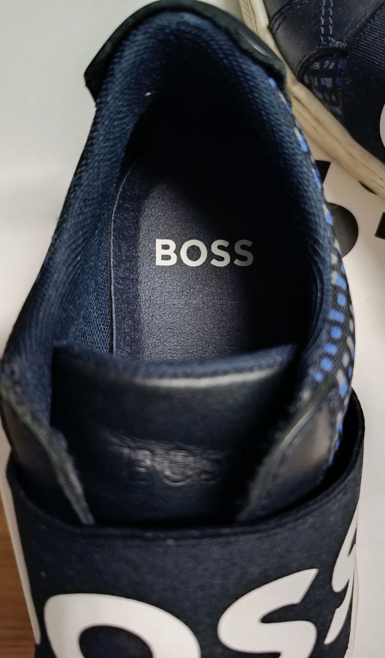 Hugo Boss Scarpe per ragazzi: BOSS Sneaker Gr. 33 – Usato da Wangs venduto da Pammy333 2