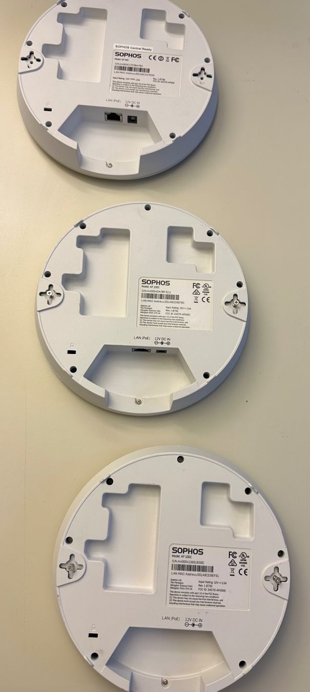 Modem & Router: 3 x Wlan Access Points Sophos AP100C – Usato da Aarau venduto da DataShop-Aarau 1
