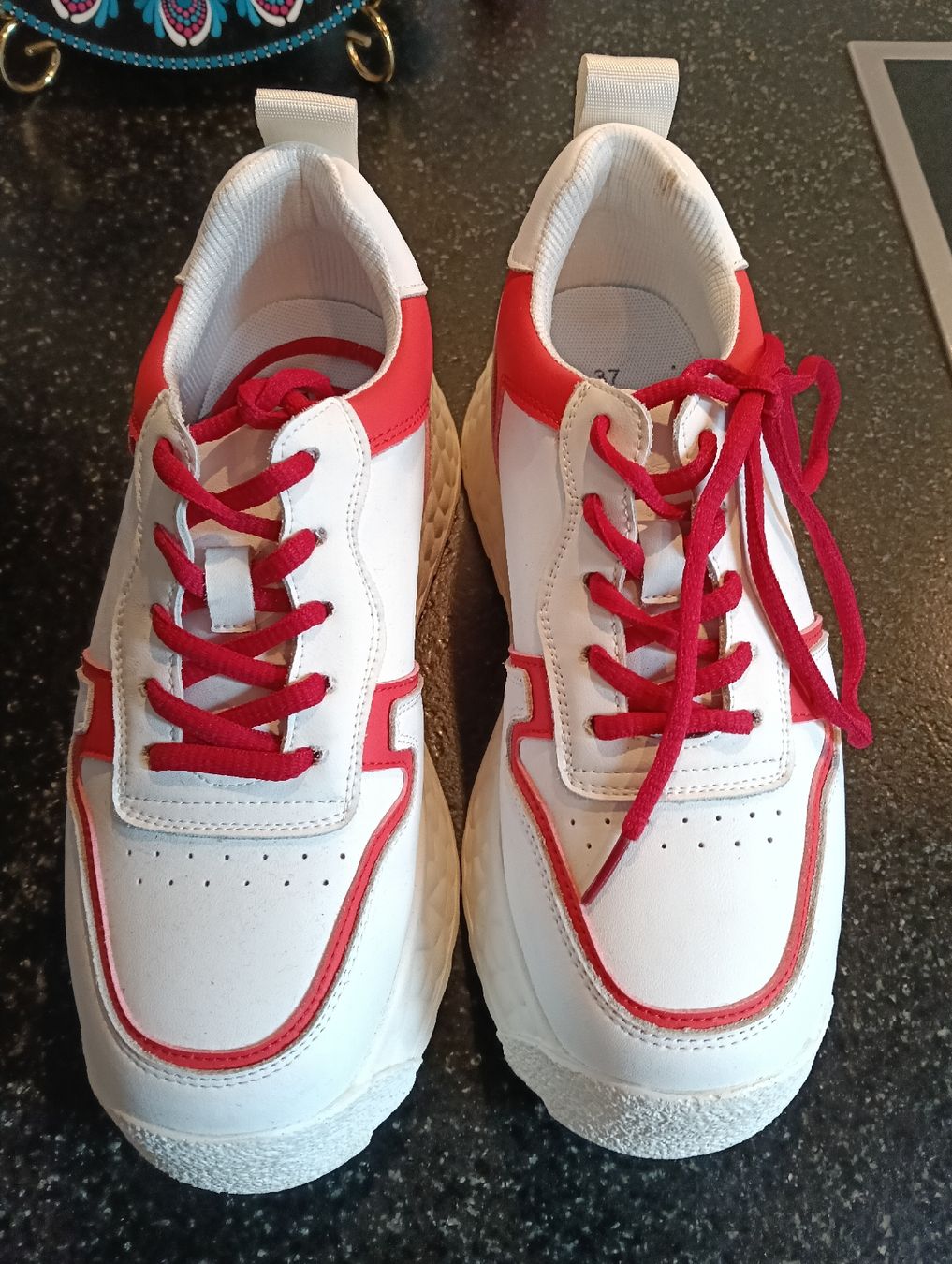 Scarpe da donna: Harry potter Gryffindor Sneaker Grösse 37 – Nuovo (secondo la descrizione) da Hagenbuch ZH venduto da cor_v9zc