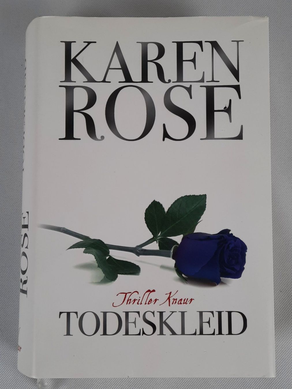 Bücher: BUCH Karen Rose "Todeskleid" – Gebraucht aus Beinwil am See von Restwert_Beinwil