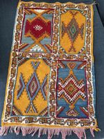 Vintage Teppich aus Marokko handgefertigt