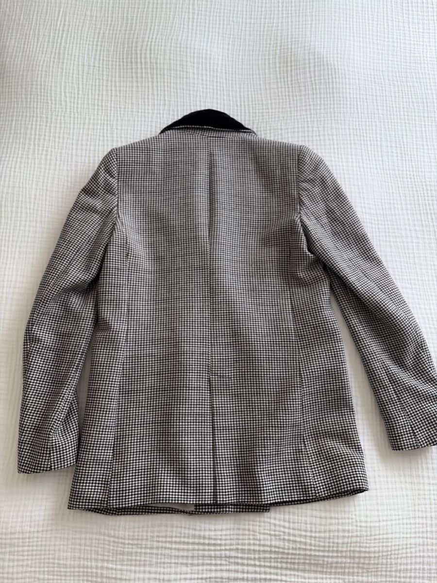 Jacken: Klassischer Blazer mit Samt-Kragen und Knöpfe – Gebraucht aus Au ZH von eac_gm25 5