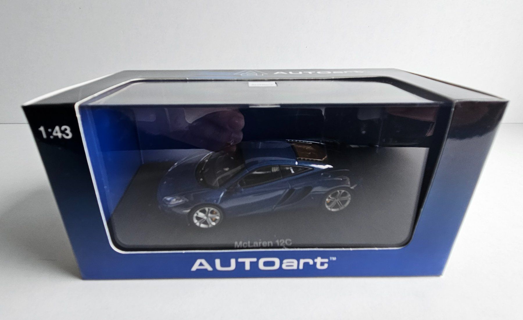 Autoart Modellautos: 1/43 McLaren 12C AutoArt – Neu und originalverpackt aus Goldach von P.X.A. 8