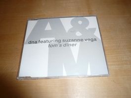 DNA Featuring Suzanne Vega – Tom's Diner - D 1990 - 390 564