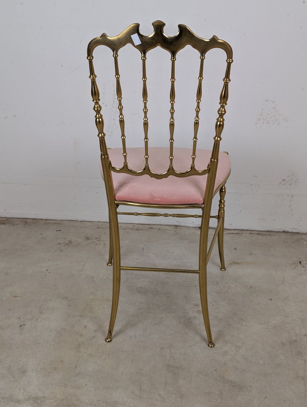 Sedie: Chiavari Stuhl aus Messing mit Samtbezug – Usato da Winterthur venduto da Hint17 4