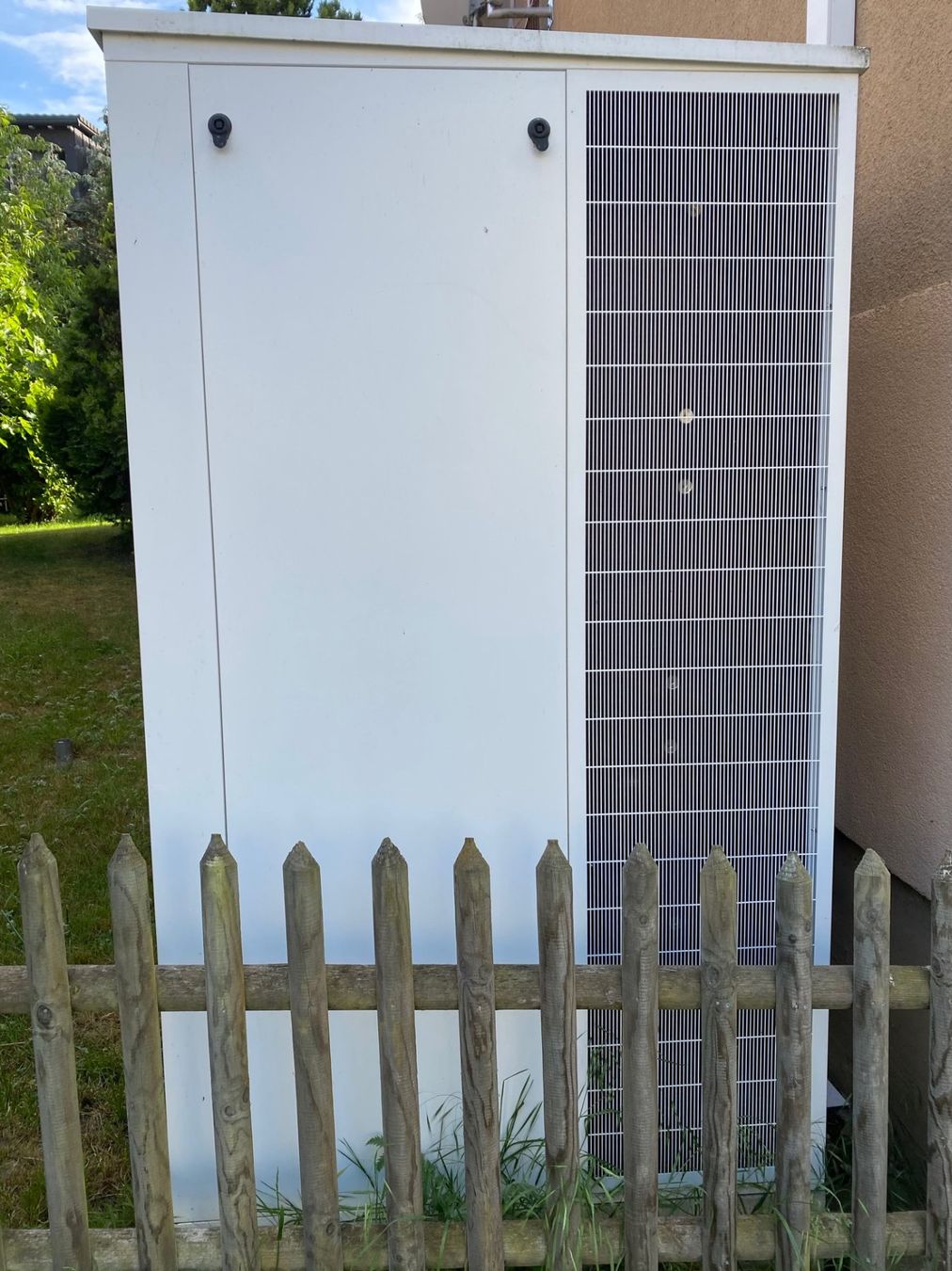 Panasonic Radiatori: Verkauf Luft/Wasser-Wärmepumpe – Usato da Romanshorn venduto da zah_7vk7 2