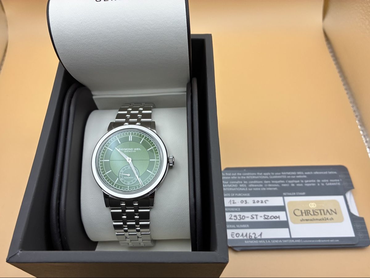 Raymond Weil Orologi: Raymond Weil Millésime Petite Seconde -Vert British - 39.5mm – Nuovo (secondo la descrizione) da Meyrin venduto da Samos23 4