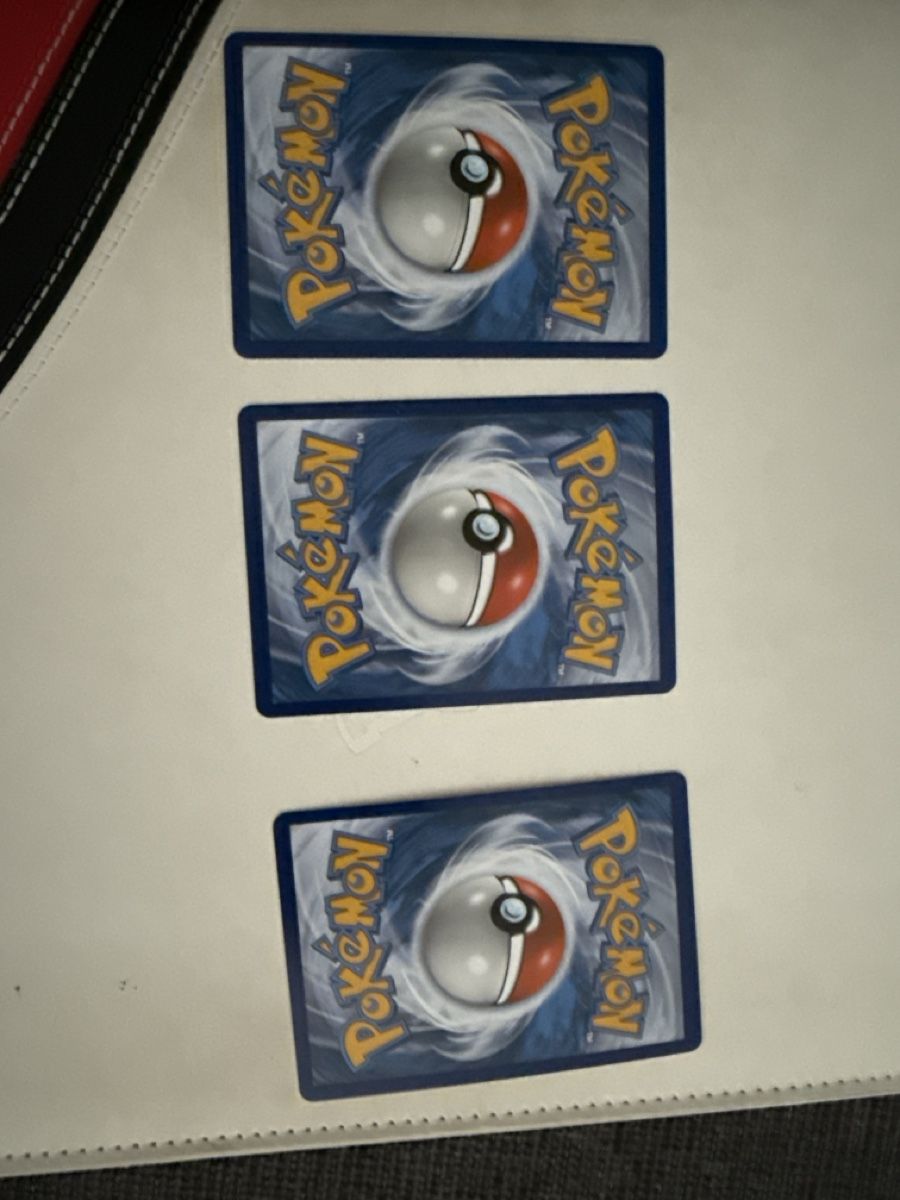 Pokémon Cartes à collectionner: Pokémon Sammelkarten Radiant Charizard Blastoise Venusaur – Neuf (Voir description) à St. Margrethen SG par meg_6b9w 1