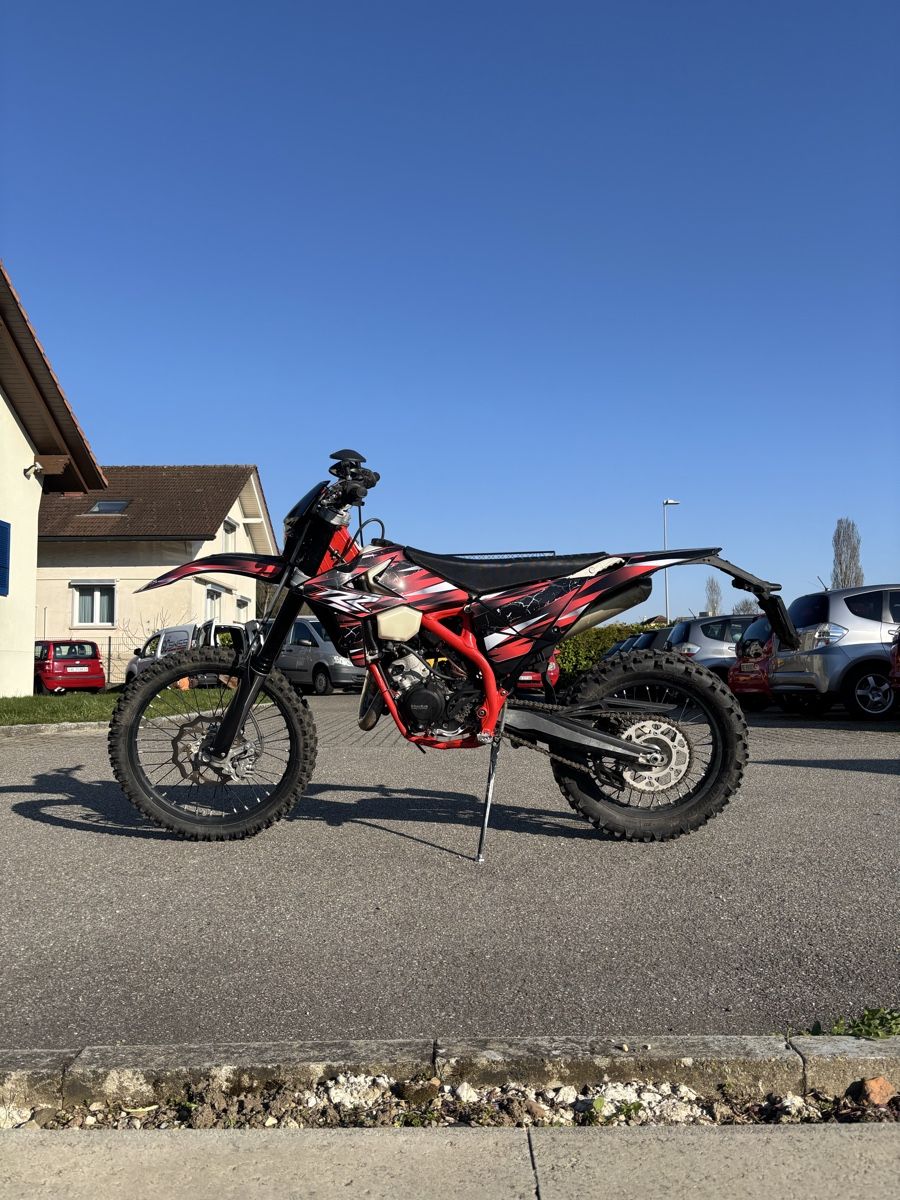 Beta Enduro: Beta RR 125 2020 – D'occasion à Bienne par GCSwissMotors