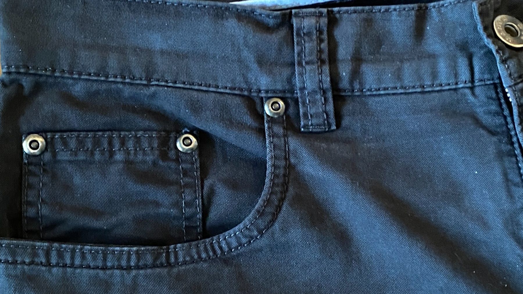 Manor Hosen: Herren Hose CHINO 33/32 schwarz – Gebraucht aus Hünenberg von Ecila 3