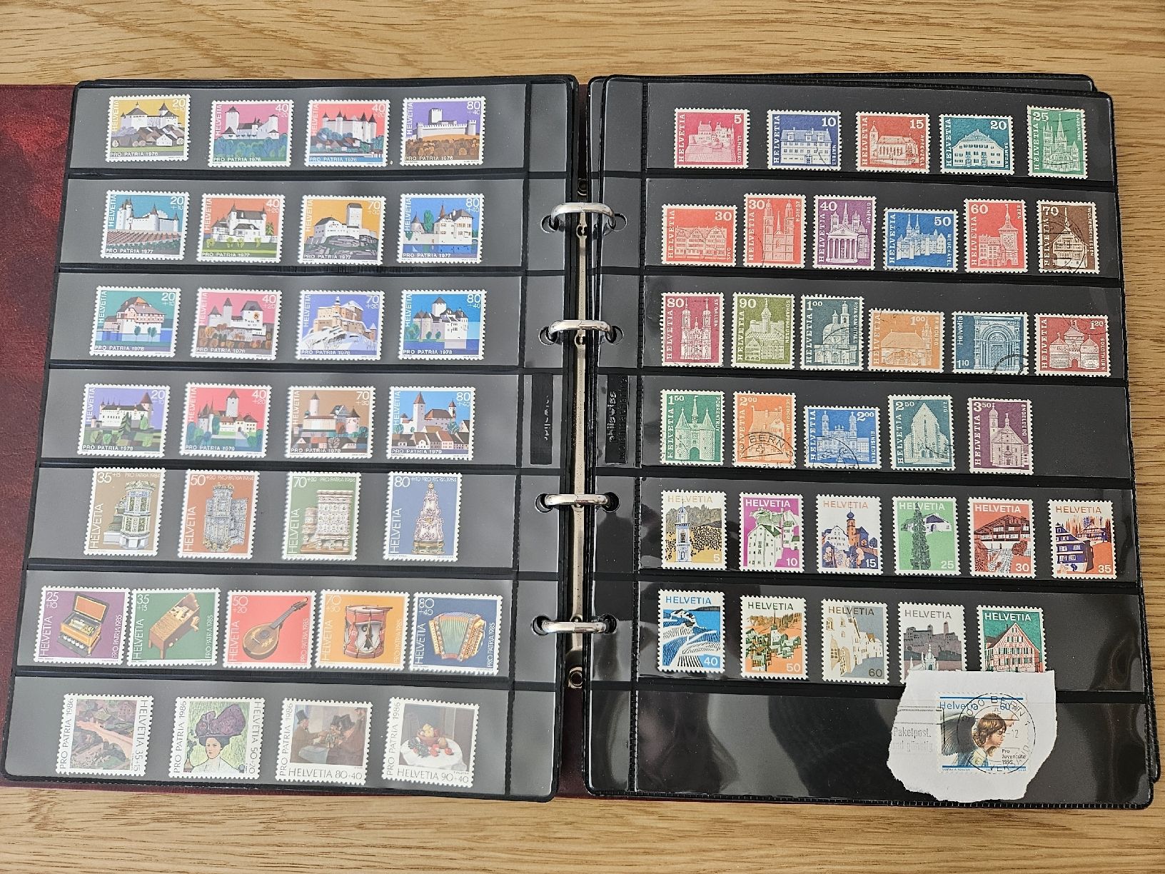Album: Briefmarkenalbum Schweiz  – Usato da Heimenschwand venduto da chr_p2jp 4