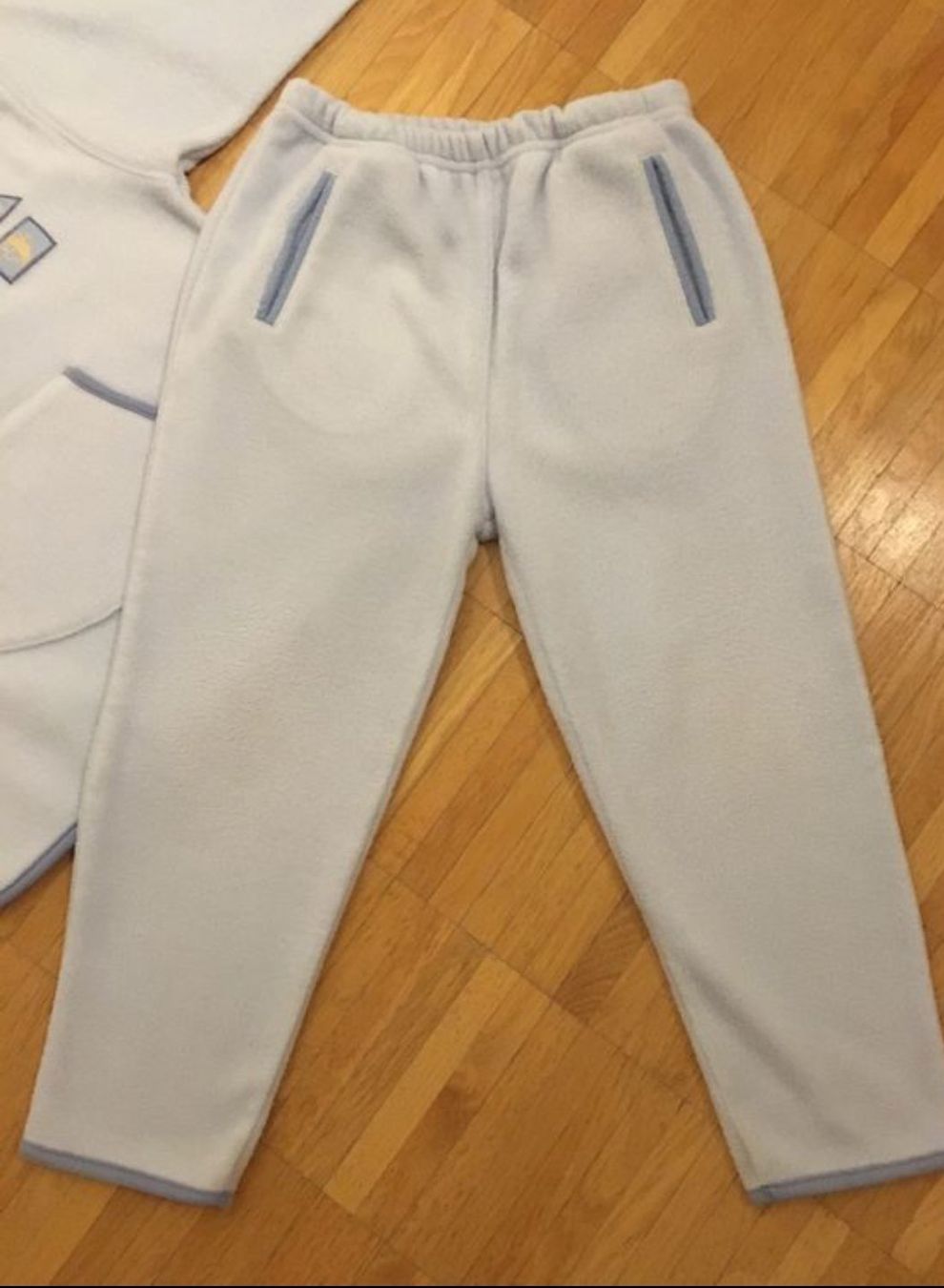 Pantaloni: Fleece Anzug Kinder, Gr 110 – Usato da Zürich venduto da mir_2kjl 1
