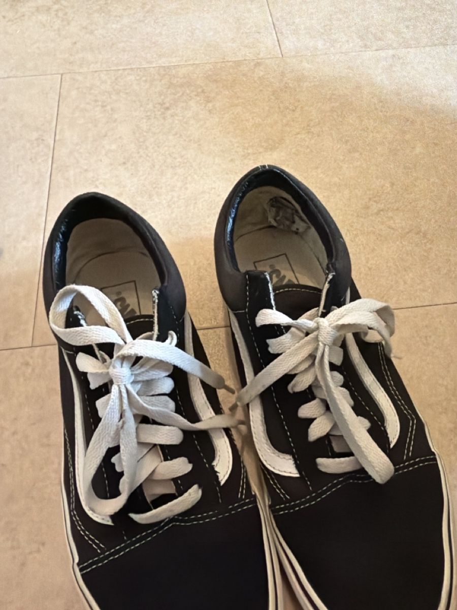 Vans Herrenschuhe: Vans Old Skool Sneaker Grösse 40.5 – Gebraucht aus Bern von arina.b 2