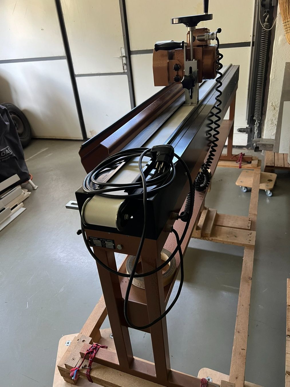 Tutte le macchine: FRENKE Rakelschleifmaschine - Siebdruck – Usato da Gampel venduto da topper 2