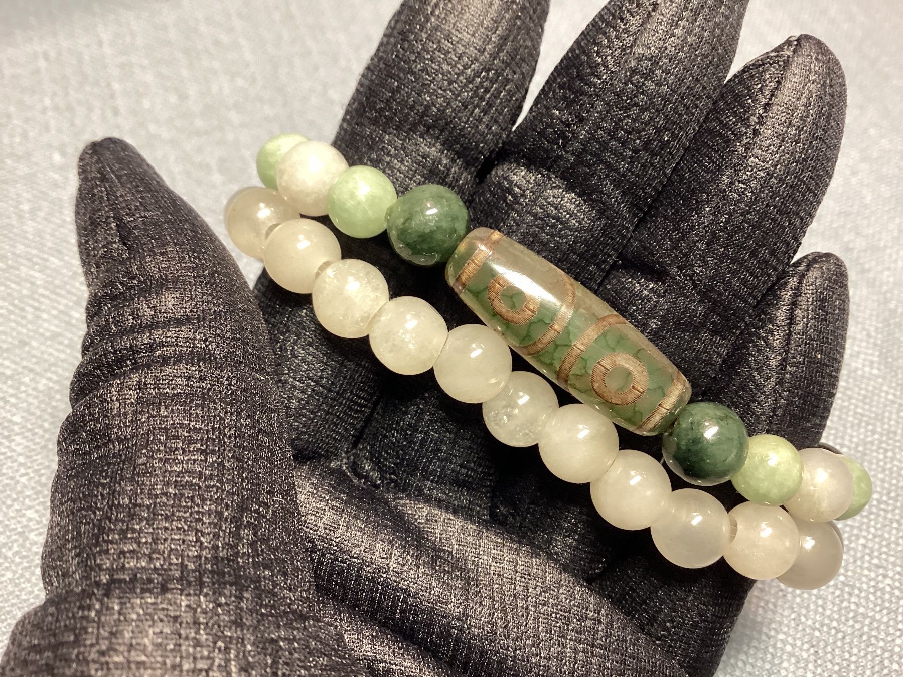 Armbänder & -reifen: Jade Armbänder mit tibetischem Dzi-Stein – Neu und originalverpackt aus Laax GR von Kiki-Kingdom2 4