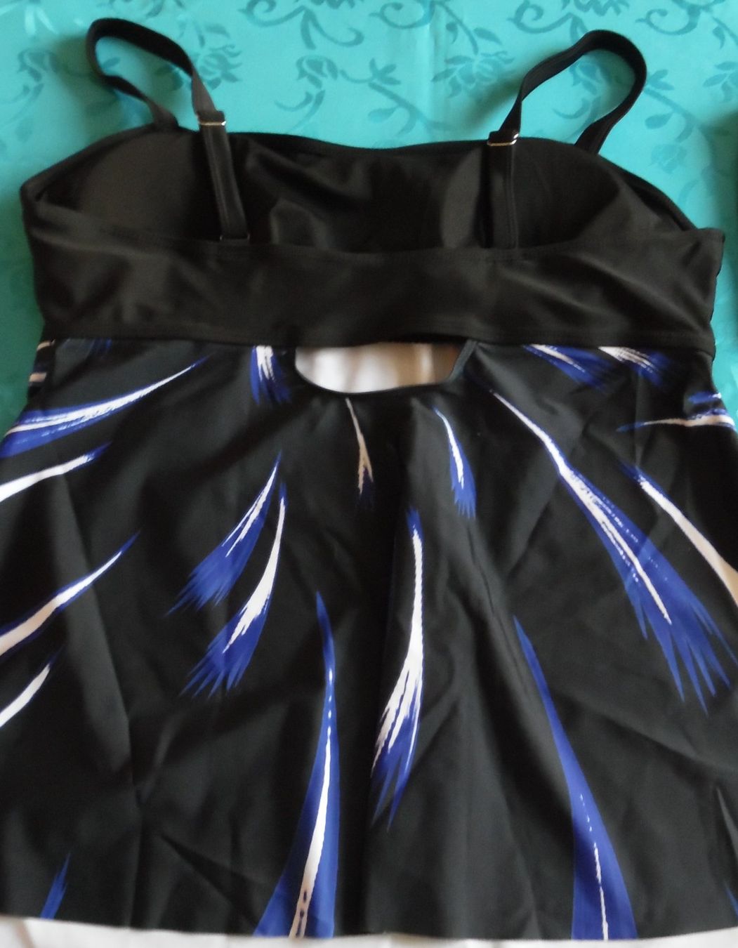 Costumi da bagno & Bikini: Tankini 2-Teilig. Eu-Gr. 44 – Nuovo e nell'imballaggio originale da Bellinzona venduto da Luna093 1
