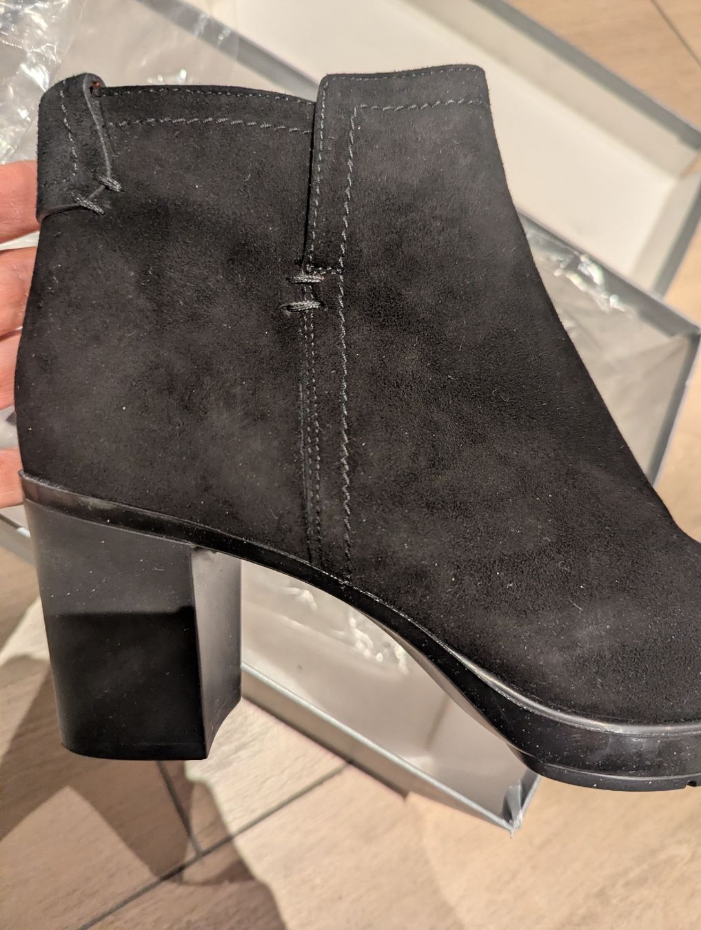 Damenschuhe: Ankle boots Stiefelten Triver Flight schwarz 40 wie neu – Neu und originalverpackt aus Biel/Bienne von aur_76qt 1