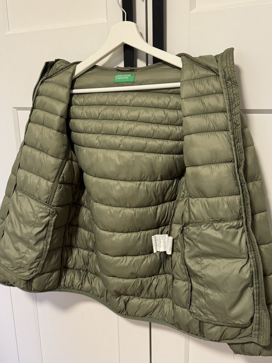 Benetton Giacche & Cappotti: Jugendliche Jacke Gr. 134-140 – Usato da Zürich venduto da iry_9mbn 2