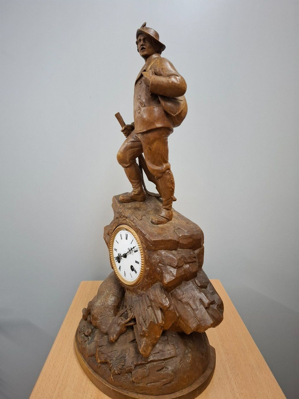 Orologi da terra & Orologi da parete: Antike Uhr Pendule mit Jäger und Gemse – Usato da Büron venduto da Liv7 2