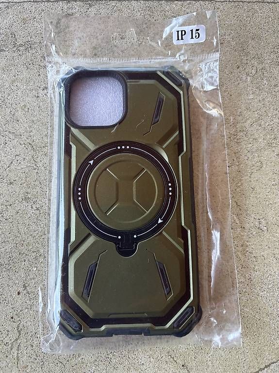 Apple Cover & Protezioni schermo: Coque antichoc kaki IPhone 15 – Nuovo e nell'imballaggio originale da Perroy venduto da barballalla