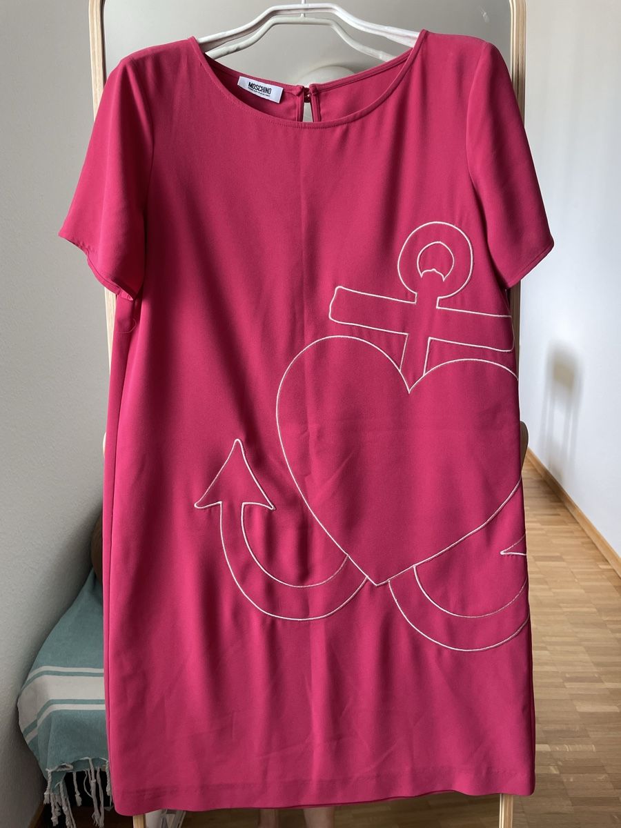 Moschino Robes: Moschino Neu – Neuf (Voir description) à Basel par car_r7hj