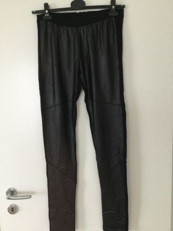 Leggins Lederimitation yes or no plus Gratis Jupe + Shirt