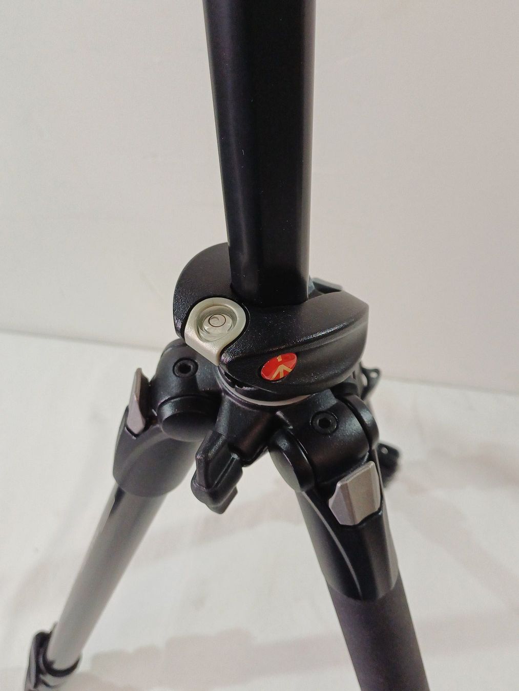 Manfrotto Stative & Stativköpfe: Stativ Manfrotto Pro Aluminium – Gebraucht aus Luzern von IG_Arbeit 7