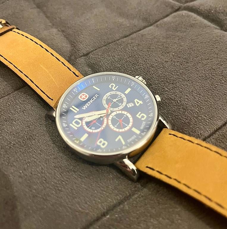Wenger Orologi: WENGER COMMANDO CHRONO 1243-10 mit Saphirglas – Usato da Gossau SG venduto da Vanuatu
