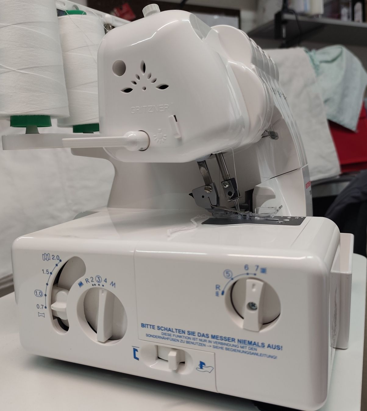Macchine da cucire: Overlock Gritzner 788 – Usato da Dussnang venduto da Rosenfee50 2