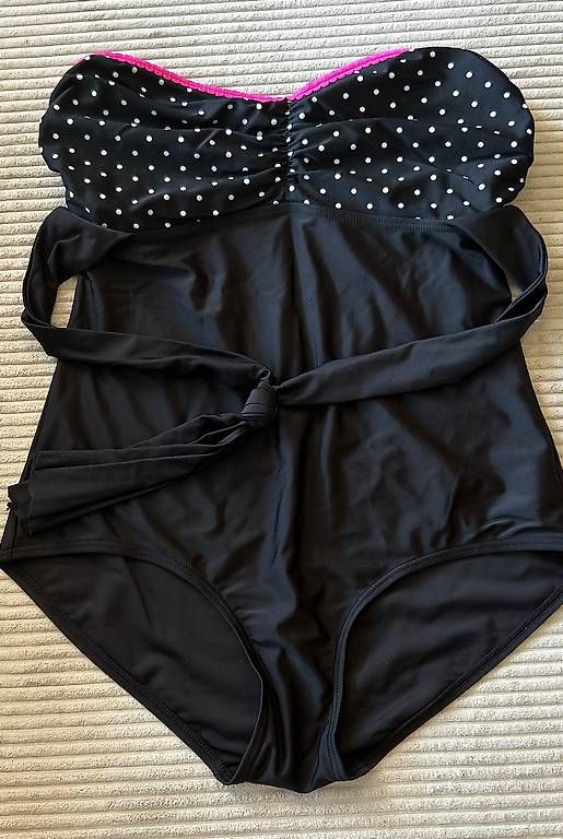 Maillots de bain & Bikinis: Badekleid schwarz Ulla Popken Grösse 46 – D'occasion à Pratteln par vasare3