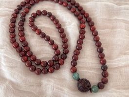 Long collier sautoir en bois de santal rouge - homme & femme