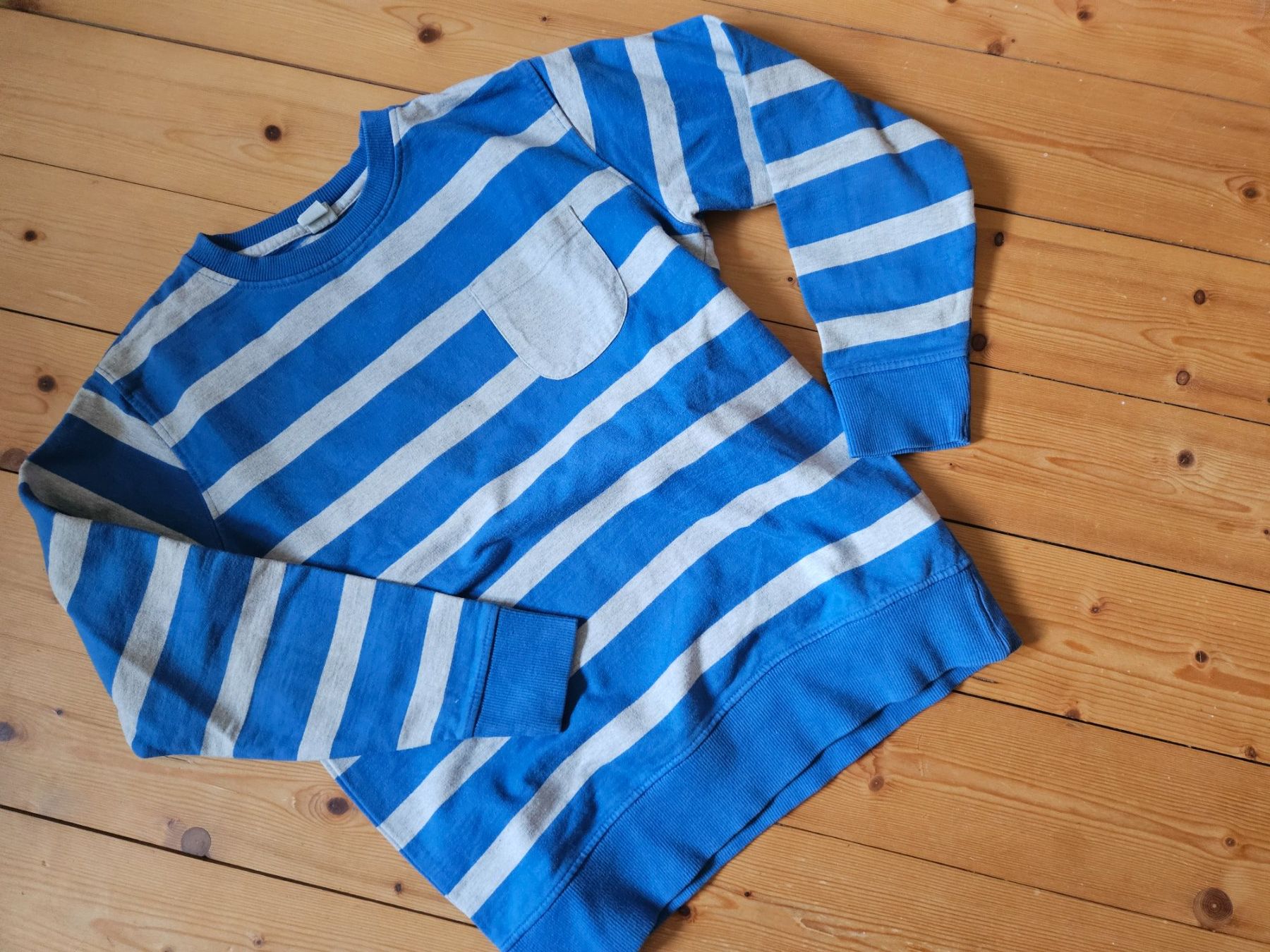Pullover & Sweatshirts: Pulli 146 Bio – Gebraucht aus Rifferswil von fle_5nqr