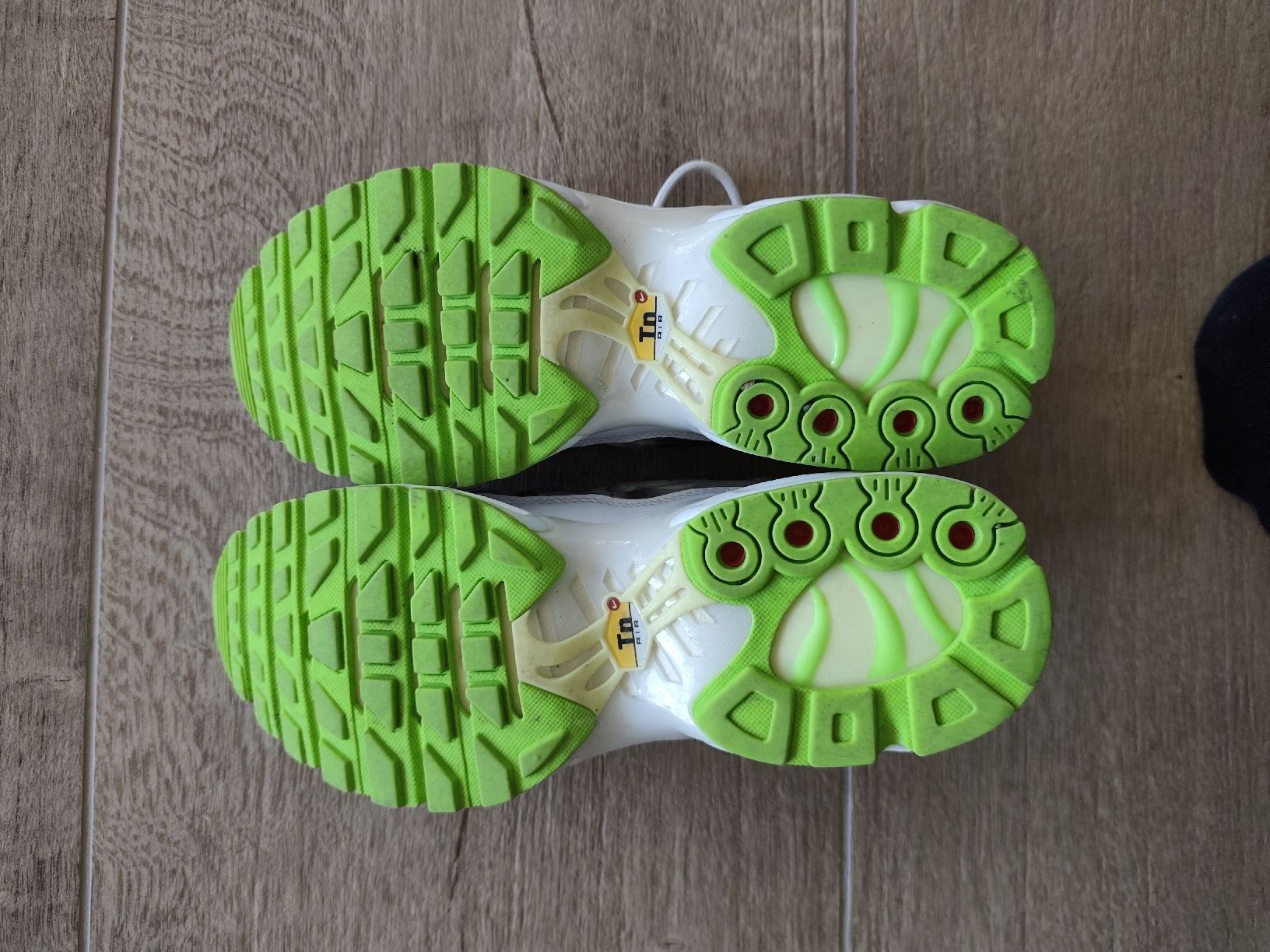 Nike Scarpe da uomo: Nike air max plus LX "vintage print" – Usato da Vilars NE venduto da Arcady05 4