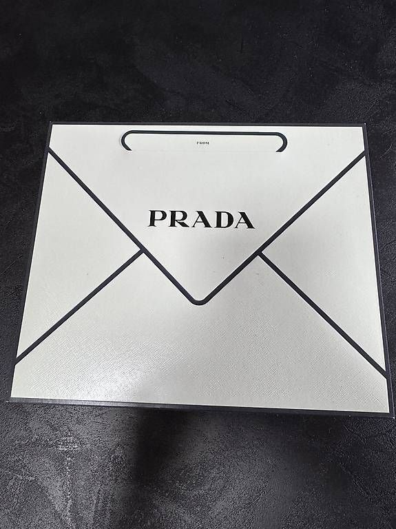 Profumi & Eau de Toilette: Coffret parfum Prada – Usato da Monthey venduto da and_c5w8 1