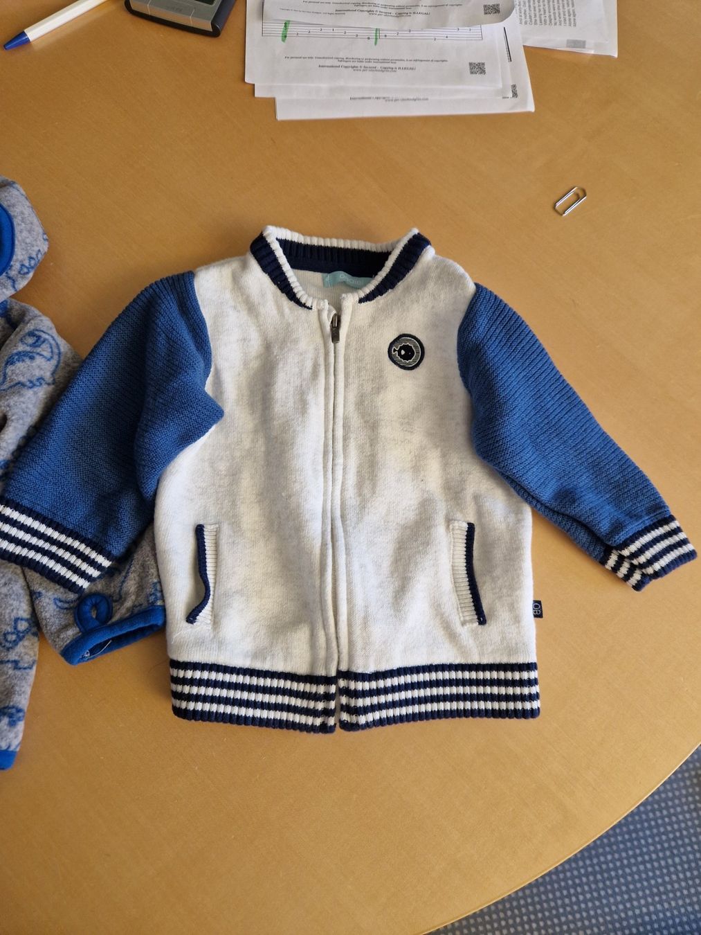 Lotti & Set di vestiti: Lot de 2 jaquettes, taille 68 – Usato da Goumoens-la-Ville venduto da cfaIII 1