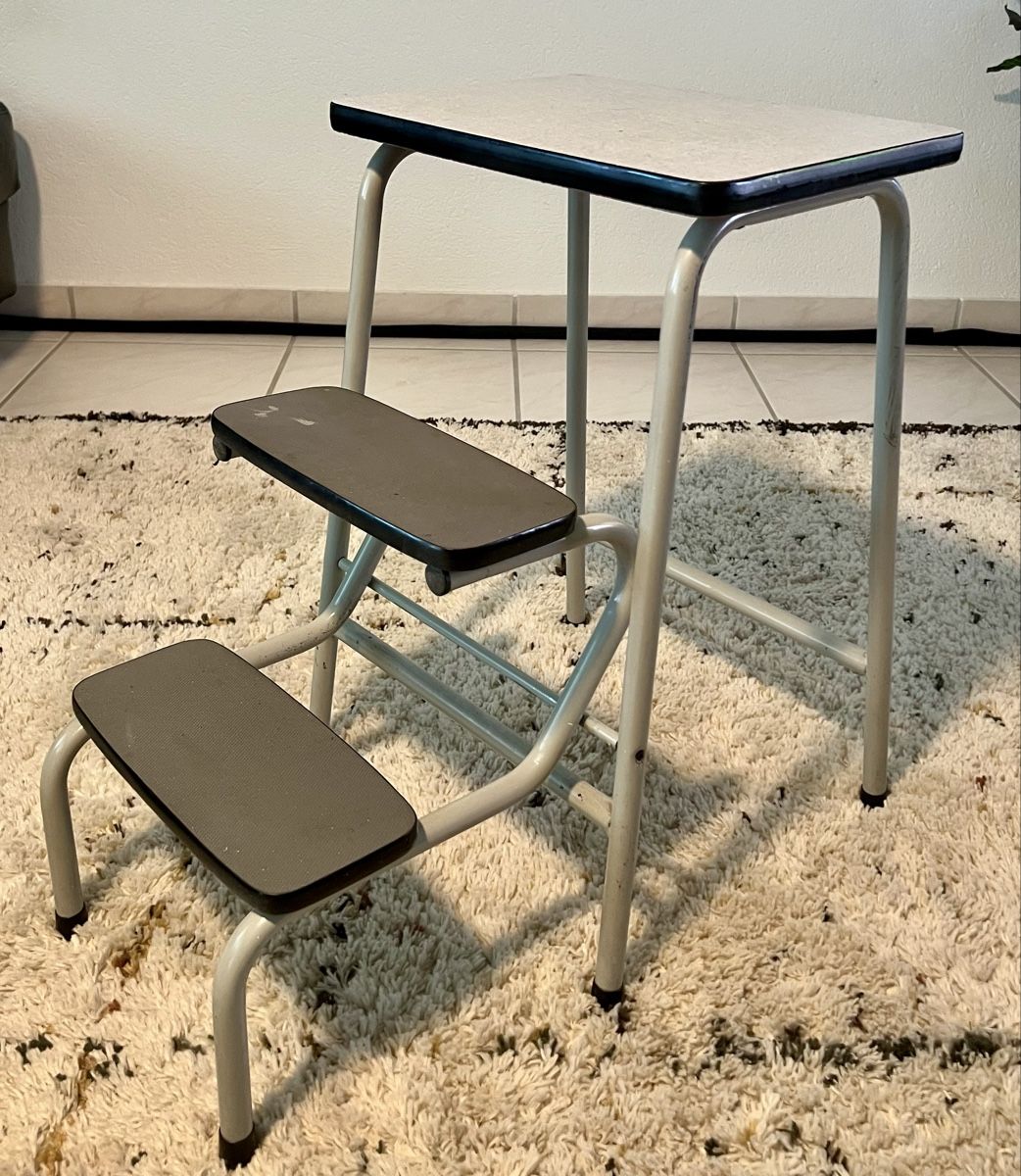 Sgabelli: Mid Century Kelko 3 Tritt Hocker Tritthocker-Trittleiter – Usato da Hunzenschwil venduto da Madachica 3
