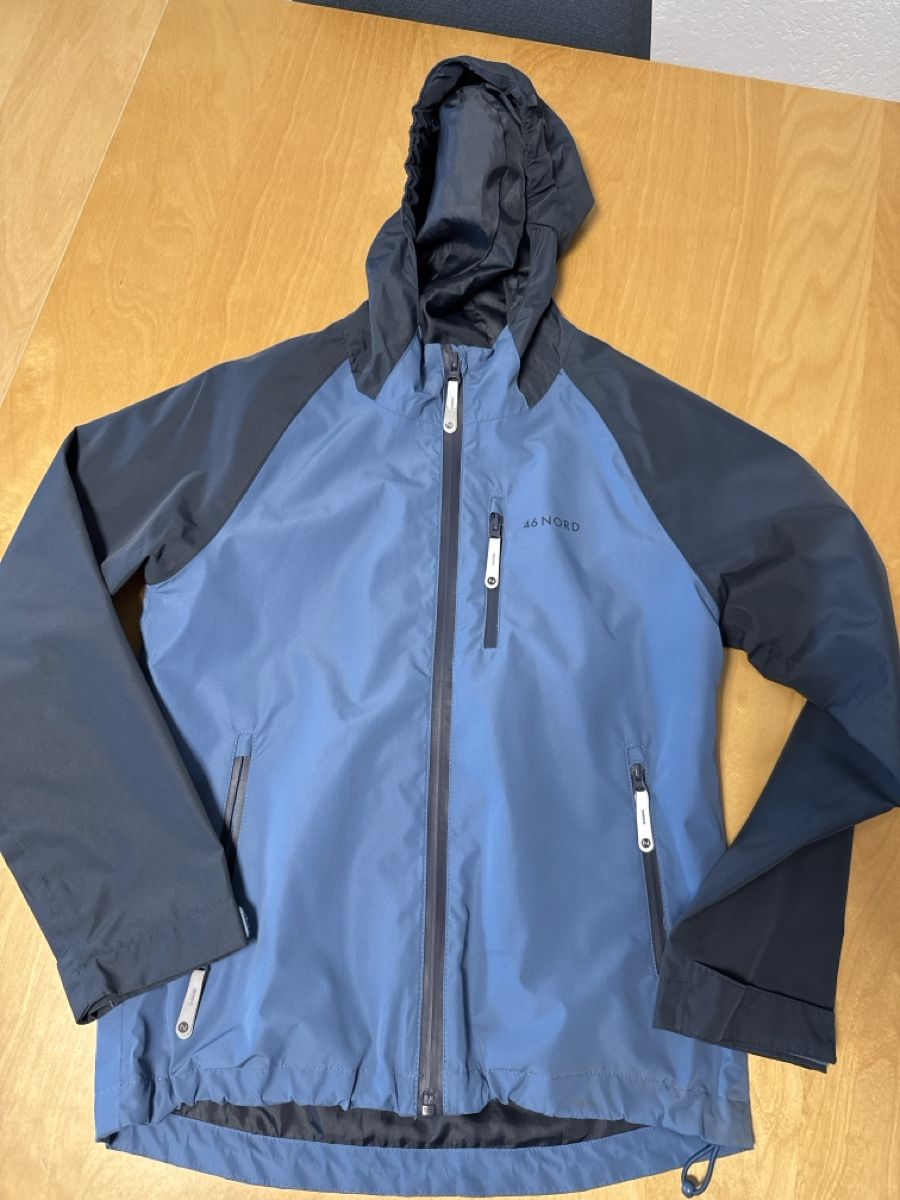 46 Nord Giacche: Regenjacke 140 – Usato da Schmerikon venduto da BiancaM03