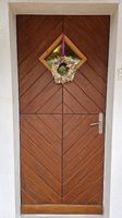 PORTE D'ENTRÉE EN BOIS MASSIF  SOLIDE AVEC 5 CLÉS INCLUSES.