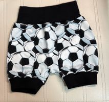 Kurze Pumphose Mitwachshose Fussball 98/104 NEU