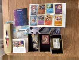 UPC Charizard Ultra Premium Collection Box EN geöffnet 4