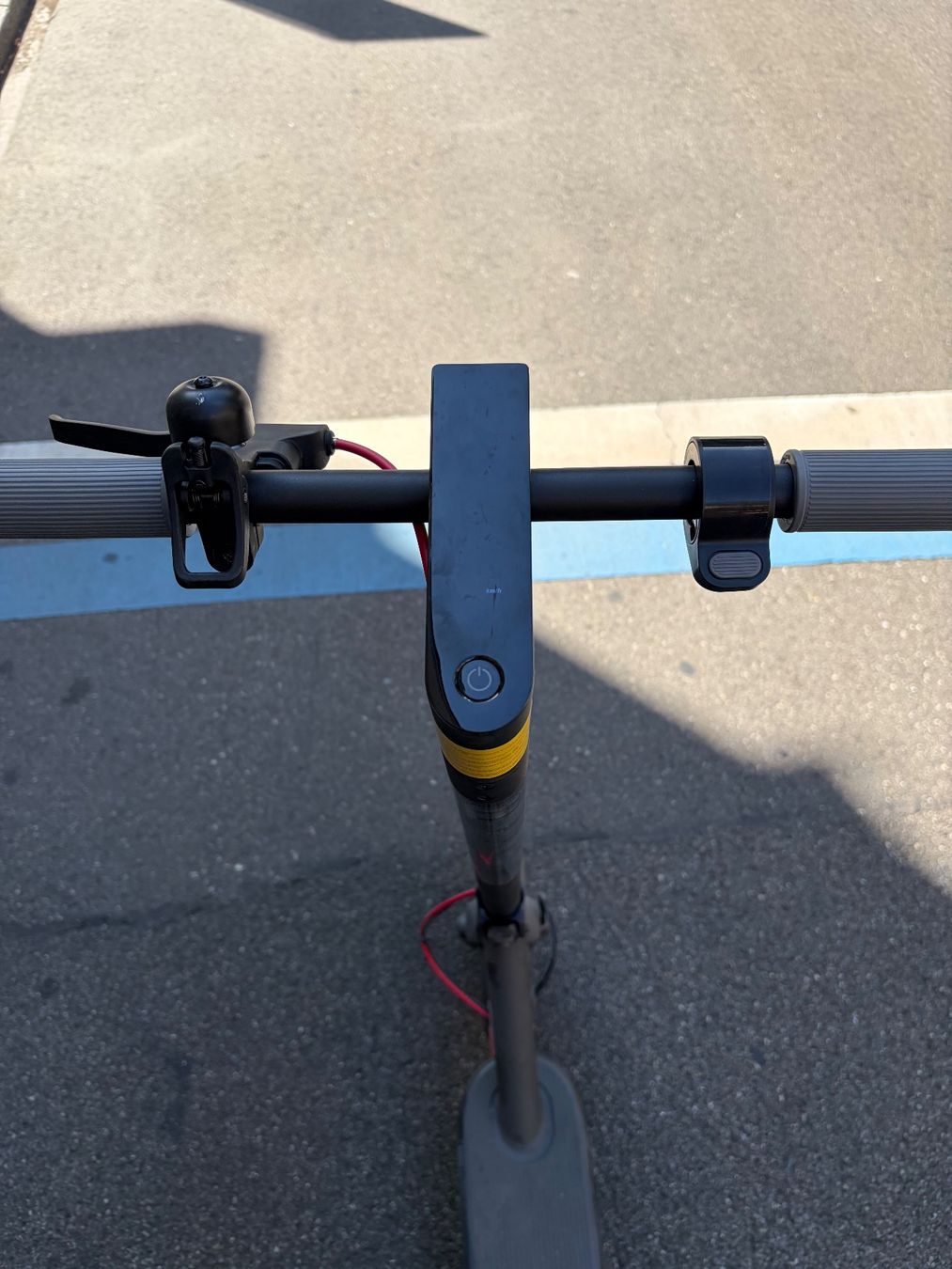 Veicoli elettrici: Xiaomi Mi Electric Scooter Pro 2 – Nuovo (secondo la descrizione) da Bern venduto da lucie.kunzle 3