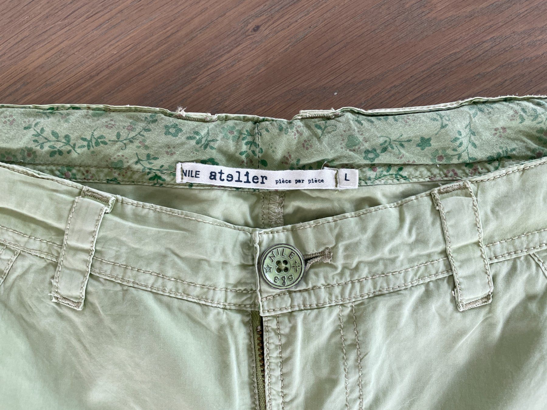 Nile Pantaloni: Shorts, Nile, Gr. L – Usato da Rüschlikon venduto da user999 2