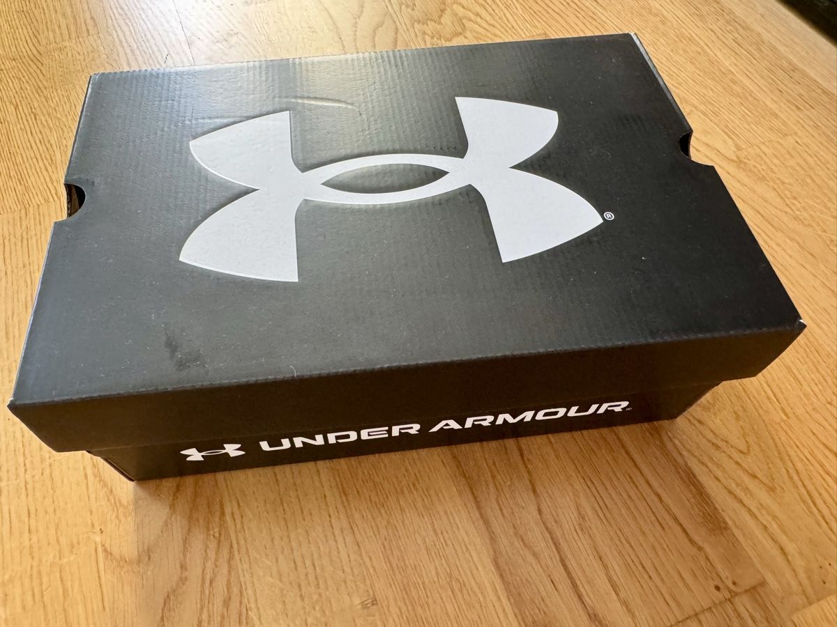 Under Armour Scarpe da uomo: Under Armour Charged Vantage – Usato da Zollikofen venduto da AureusManus 5