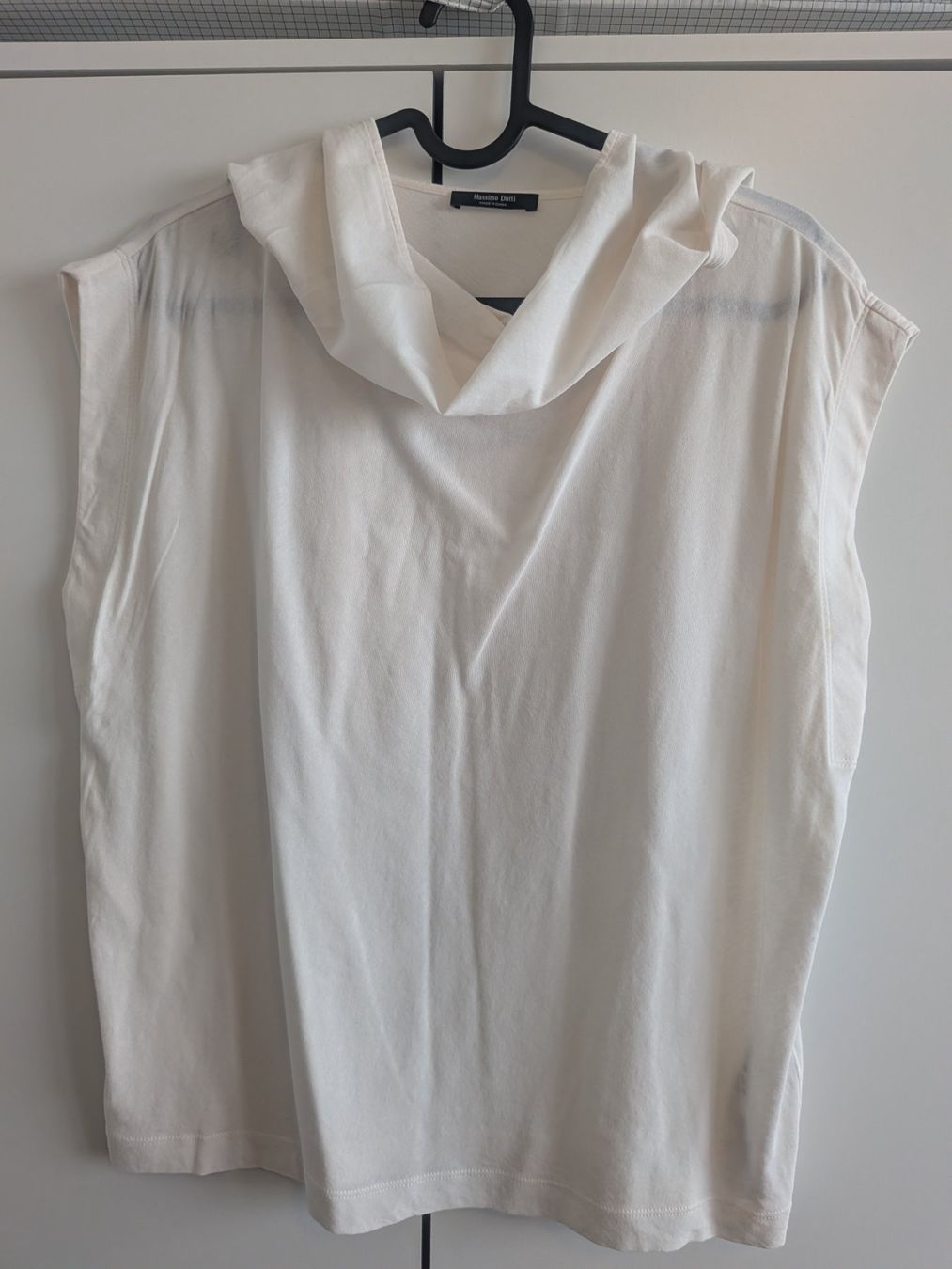 Massimo Dutti Top: Massimo Dutti Women's Top - Size M - never worn – Nuovo (secondo la descrizione) da Wettingen venduto da ann_hzb5