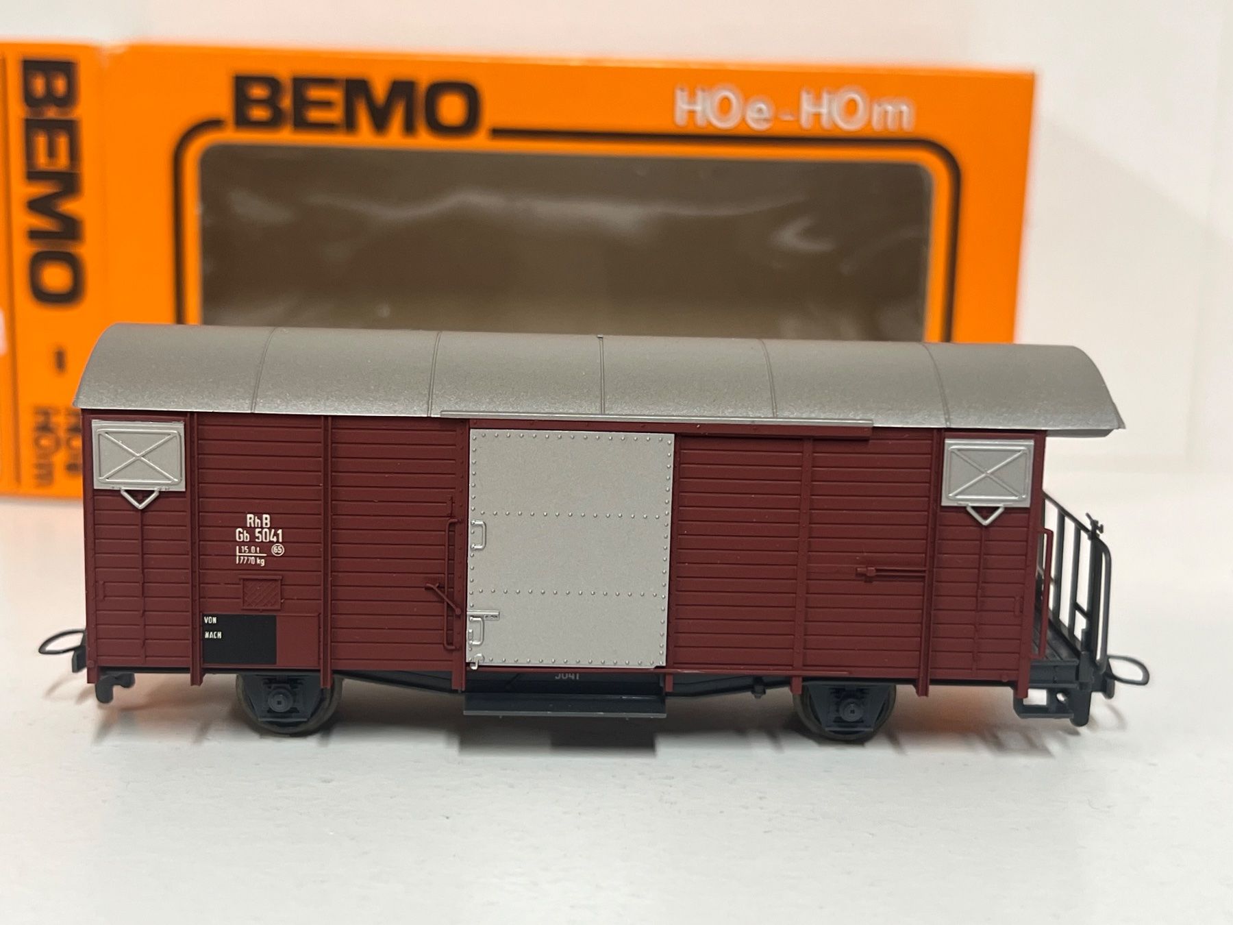 Bemo Modellini di ferrovie: Bemo 2250 ged. Güterwagen RhB H0m – Usato da Neuenhof venduto da ludovicco 2