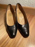 Elegant black leather pumps Church’s Gr. 38